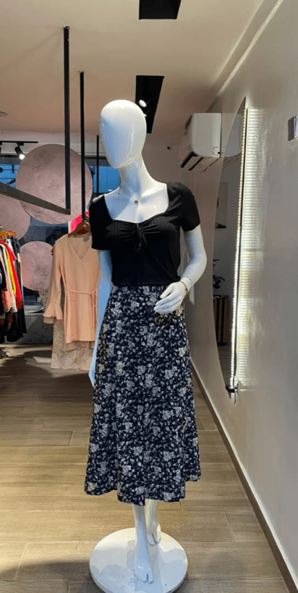Navy Blue Button Skirt (UK 10 - GLS0010)